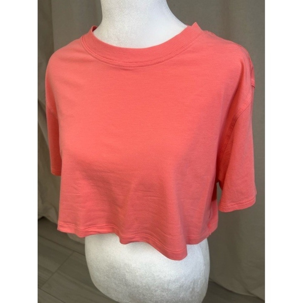 Lululemon All Yours Cropped T-Shirt Coral Pink Sz 4 Sporty Athleisure Soft Girl